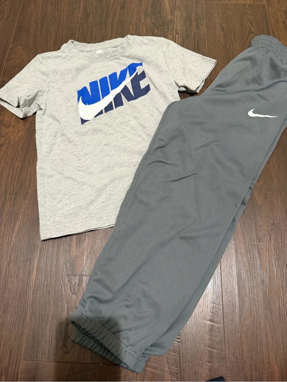 Boys Nike set